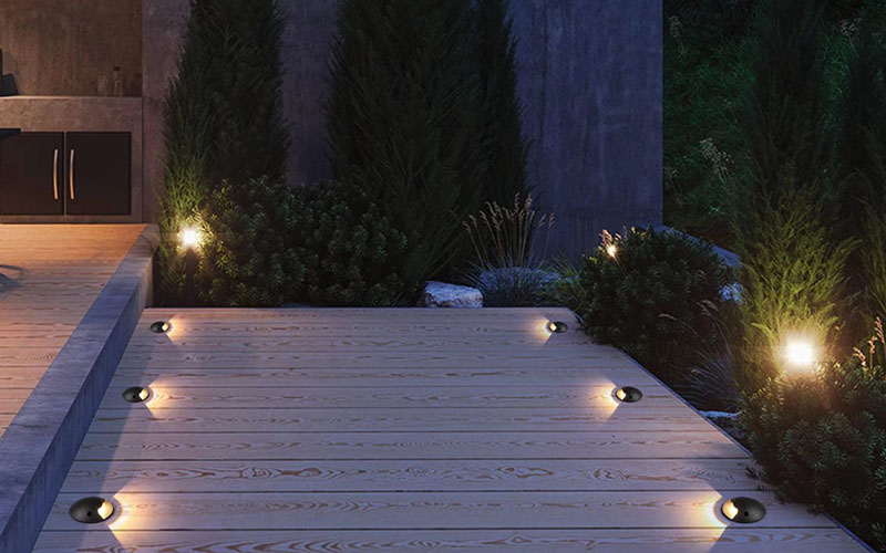 Outdoor In-ground Fixture Pathway Lighting