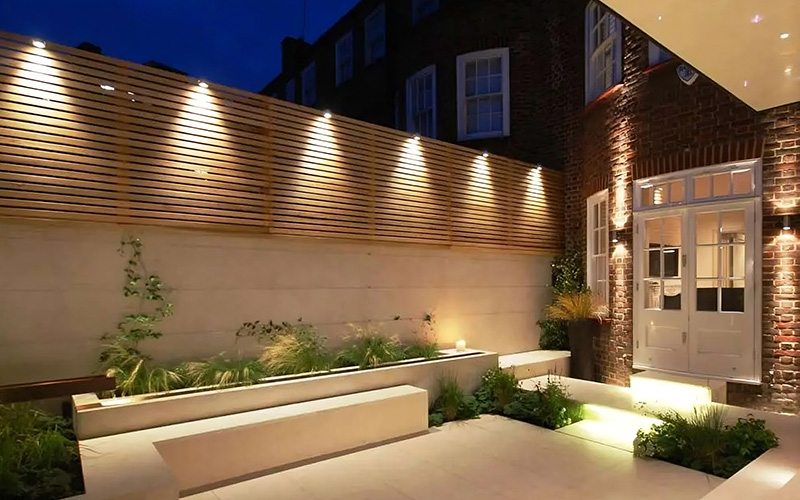 Architectural Wall Lighting That Elevates Modern Outdoor Spaces