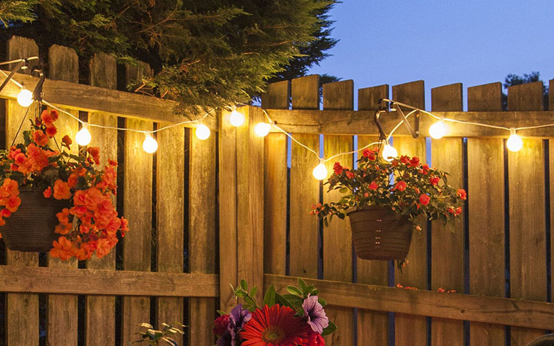 Backyard Fence Lighting For Entertaining