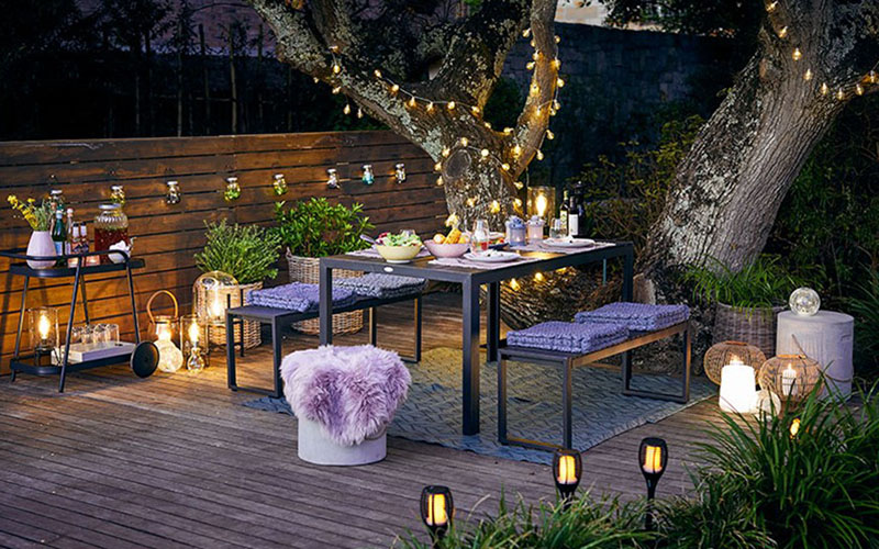 Outdoor Garden Lights Designed For Entertaining And Relaxing Evenings