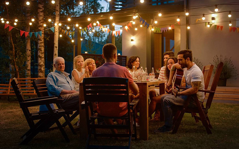 String Lights Are An Ideal Choice For Your Front Yard Party