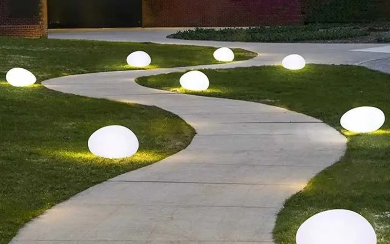 Walkway Solar Stone Lights