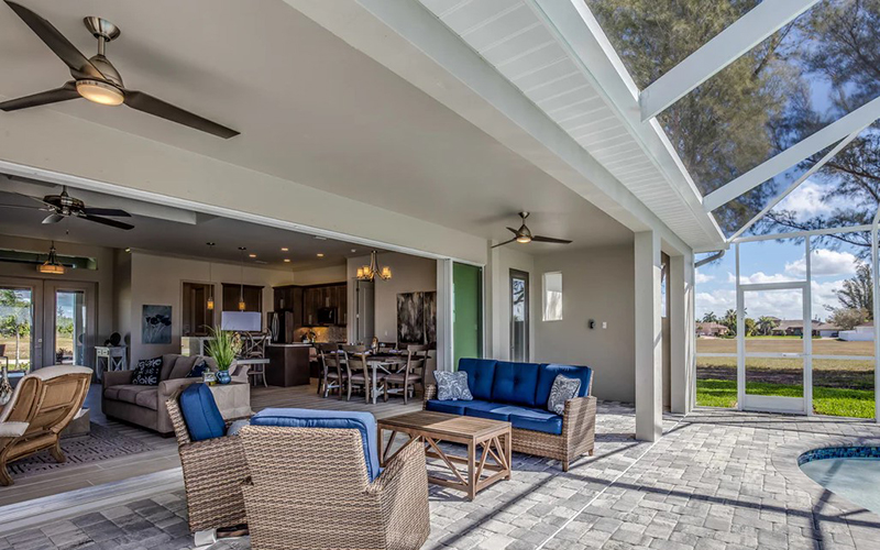 Lanai Ceiling Fans With Integrated Lights