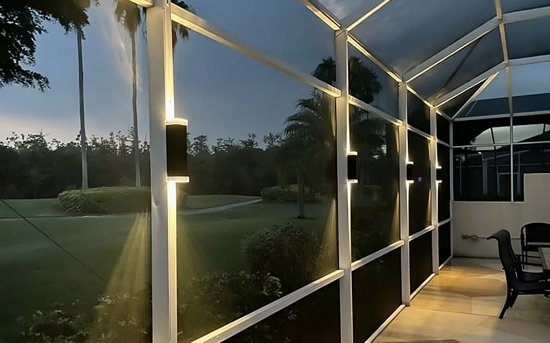 Lanai Up-down Led Wall Sconces
