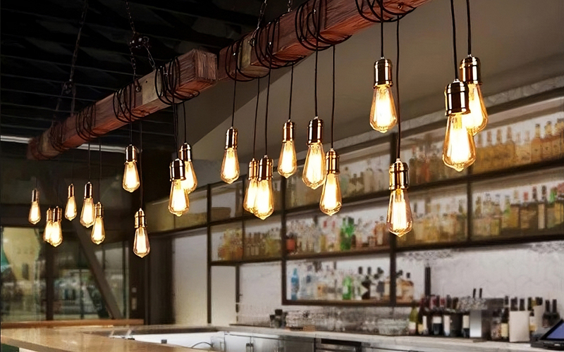 Reclaimed Wood Pendant Lights With Edison Bulbs