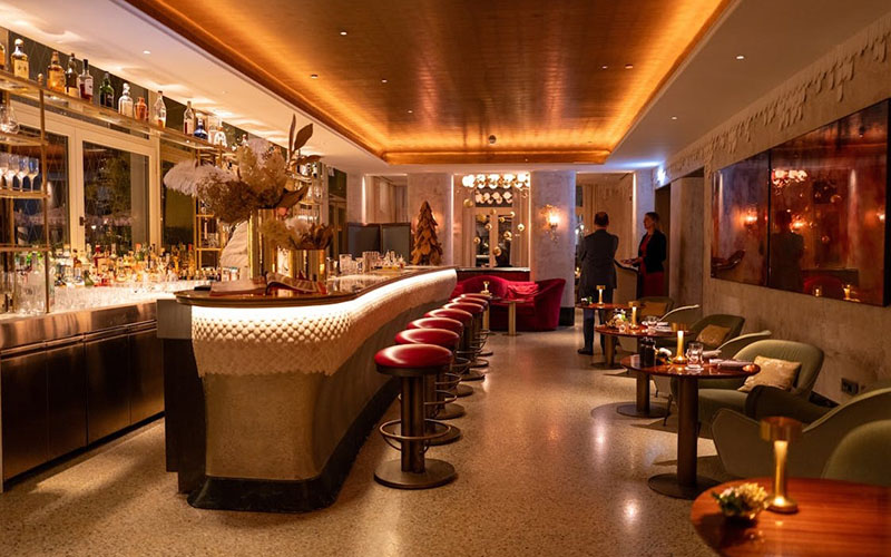 Ambient Restaurant Bar Lighting - Building A Warm, Welcoming Foundation