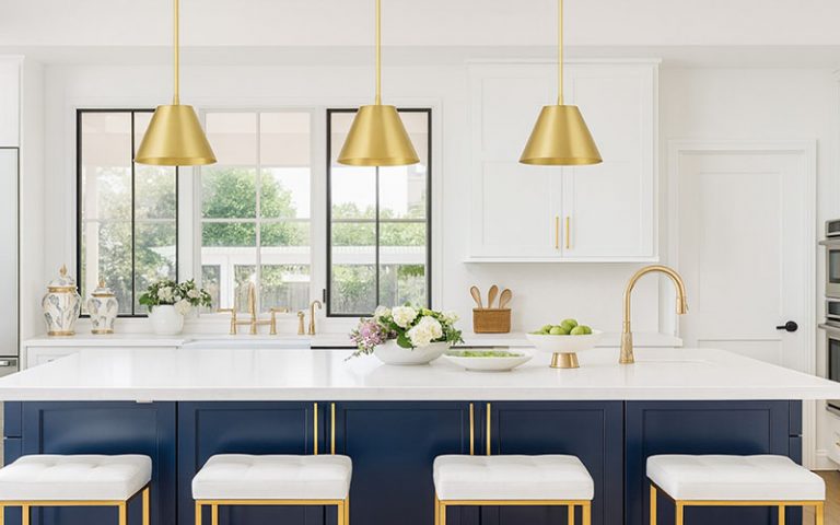 25+ Kitchen Bar Lighting Ideas to Illuminate Your Home
