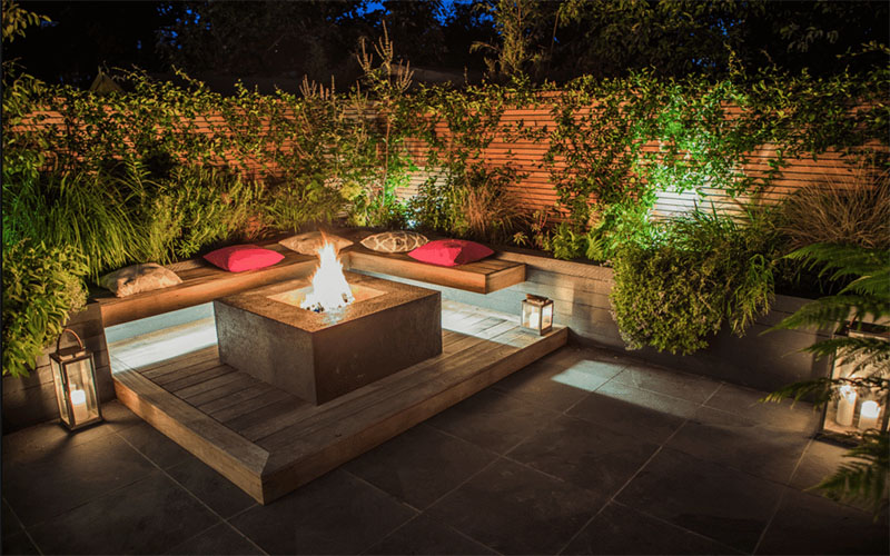 Courtyard Fire-inspired Lighting Ideas