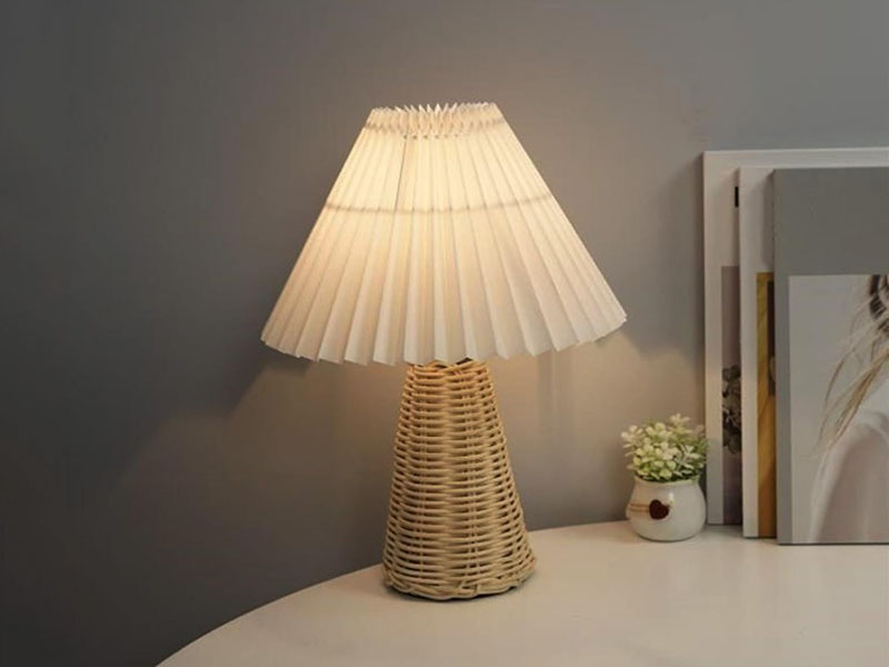 Rattan Base Table Lamp For Living Table
